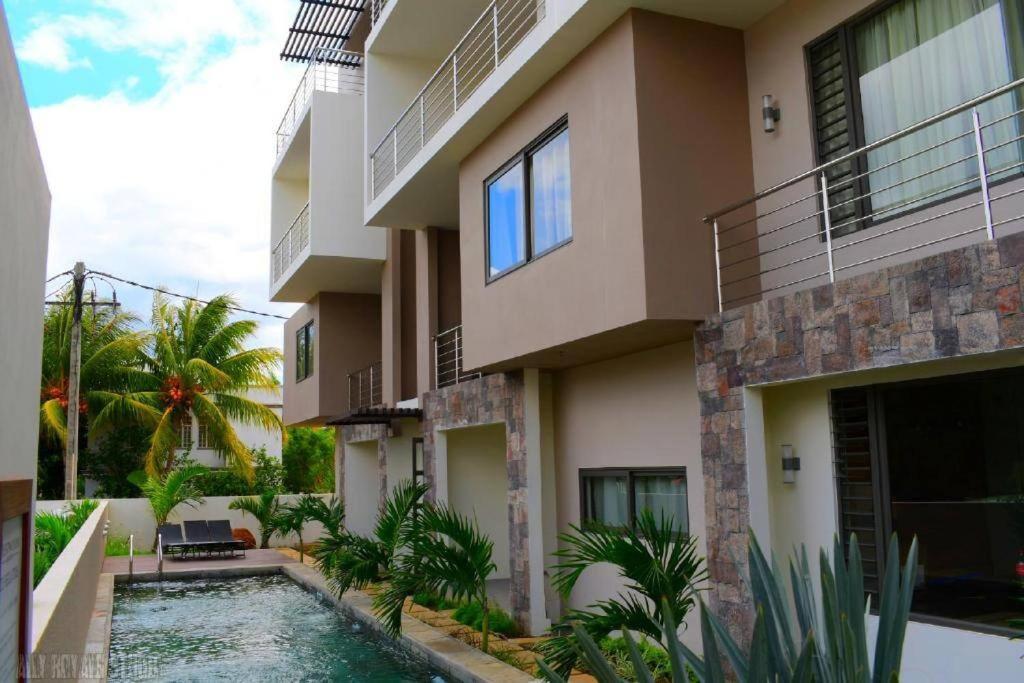 Modern And Cosy Condo: Westwood Apartments Flic en Flac Luaran gambar