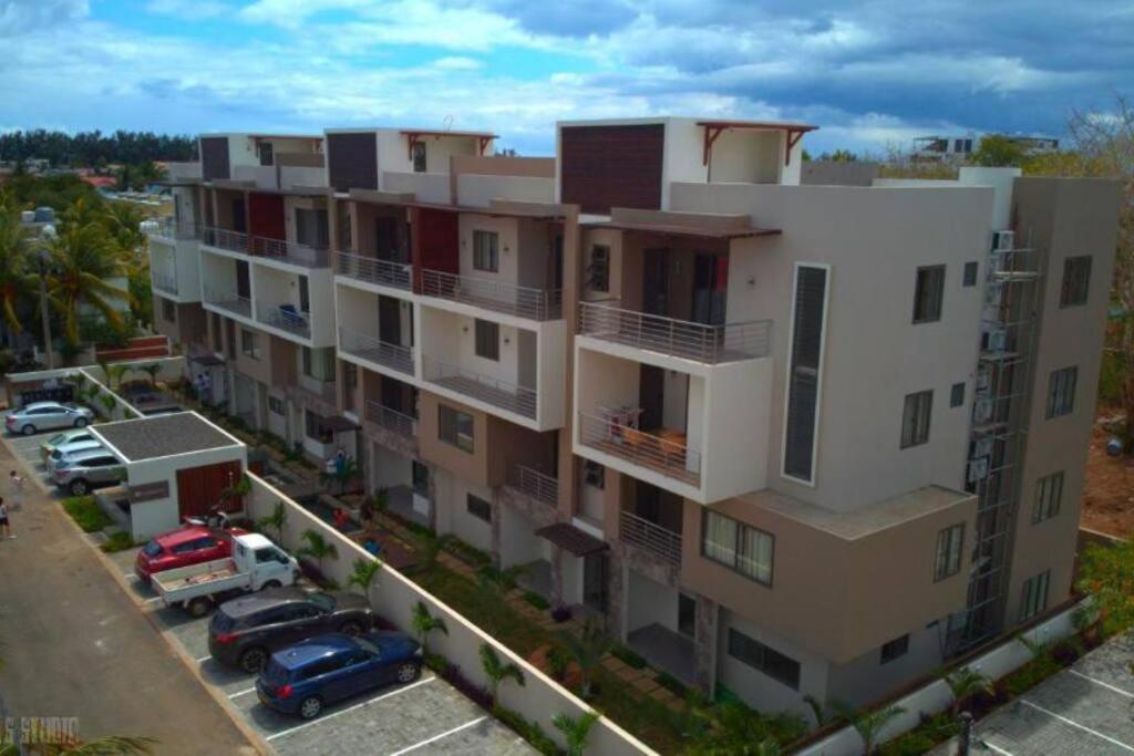 Modern And Cosy Condo: Westwood Apartments Flic en Flac Luaran gambar