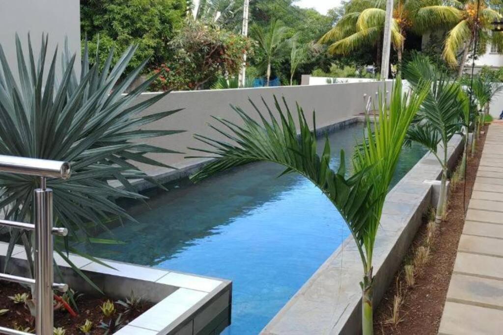 Modern And Cosy Condo: Westwood Apartments Flic en Flac Luaran gambar